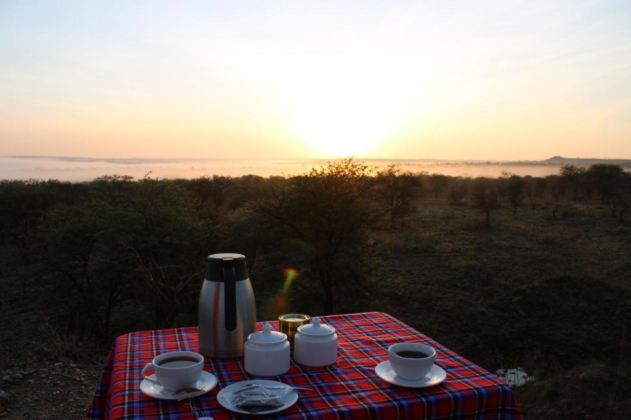 Osero Serengeti Luxury Tented Camp Banagi Exterior photo