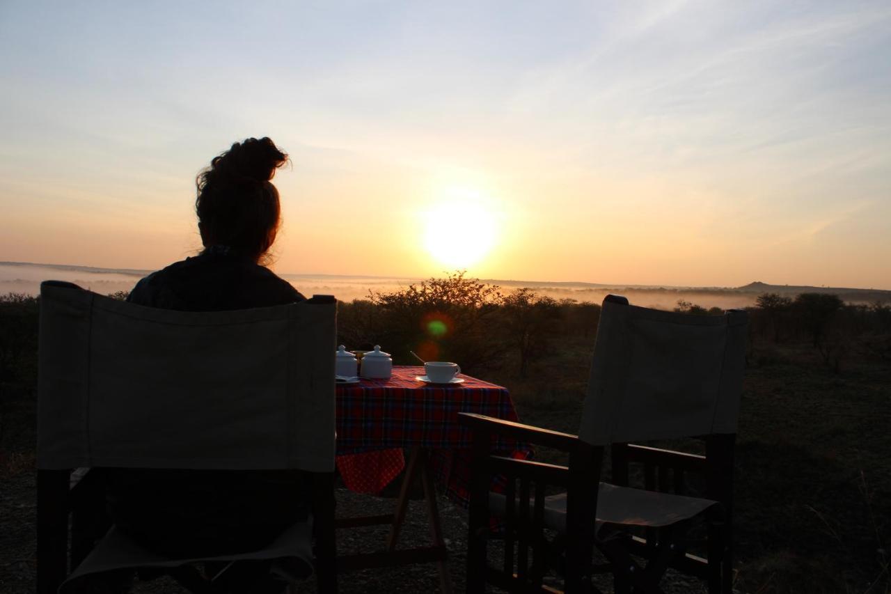 Osero Serengeti Luxury Tented Camp Banagi Exterior photo
