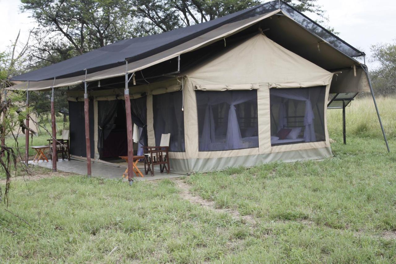 Osero Serengeti Luxury Tented Camp Banagi Exterior photo