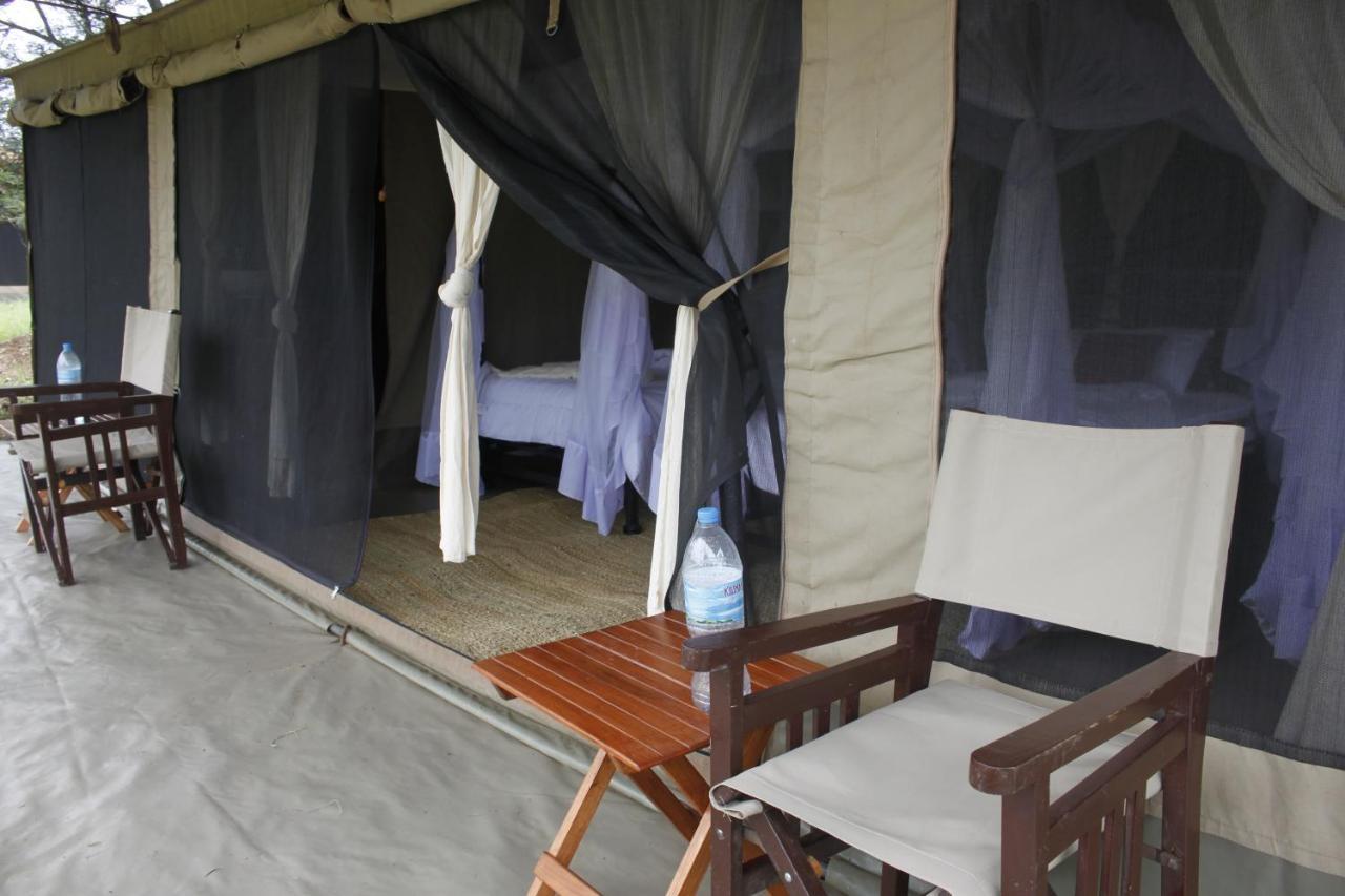 Osero Serengeti Luxury Tented Camp Banagi Exterior photo