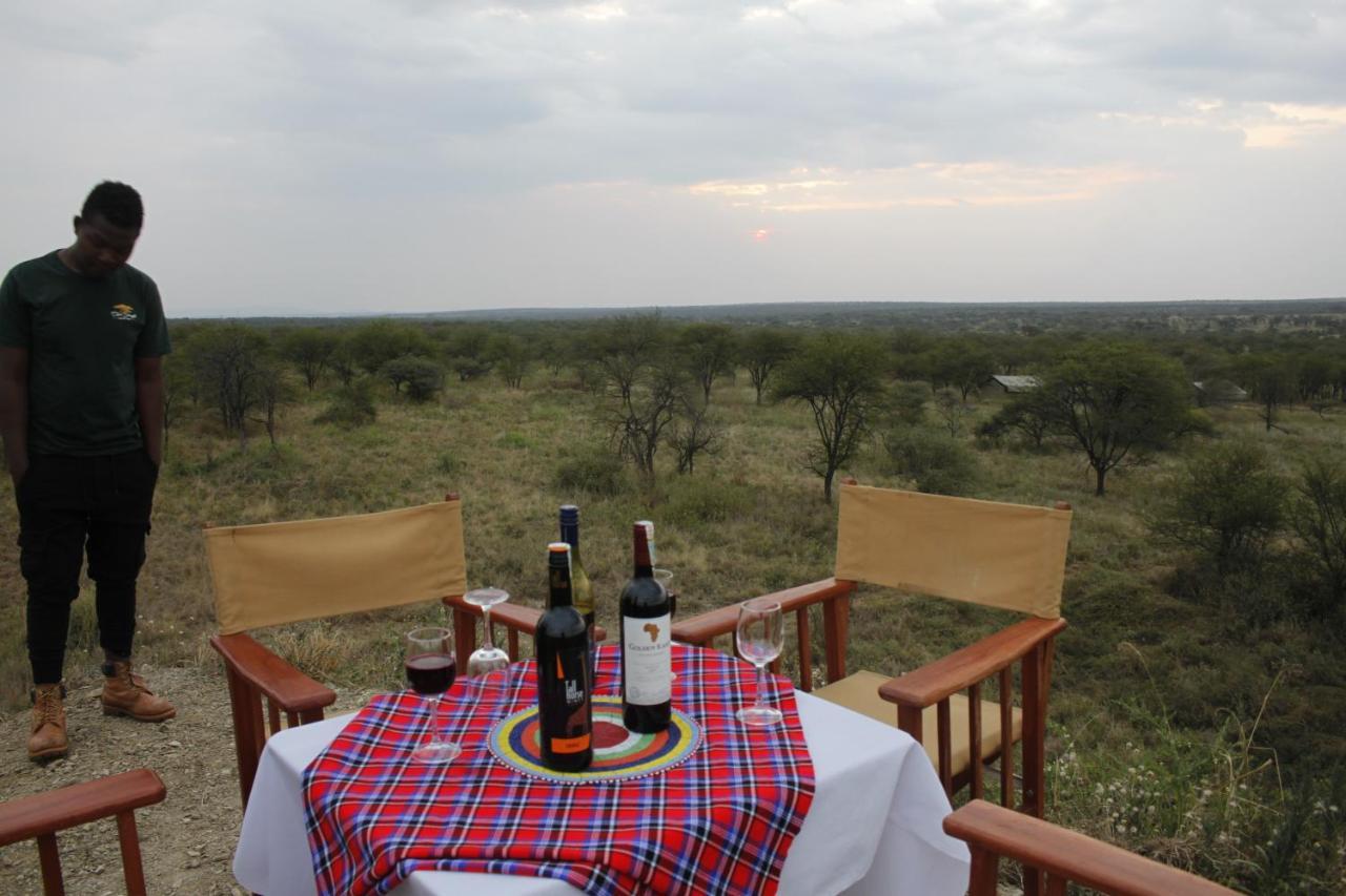 Osero Serengeti Luxury Tented Camp Banagi Exterior photo