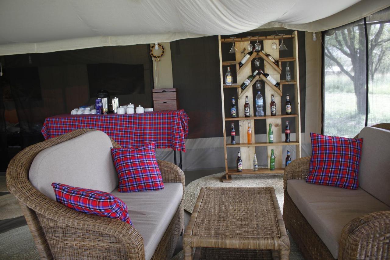 Osero Serengeti Luxury Tented Camp Banagi Exterior photo